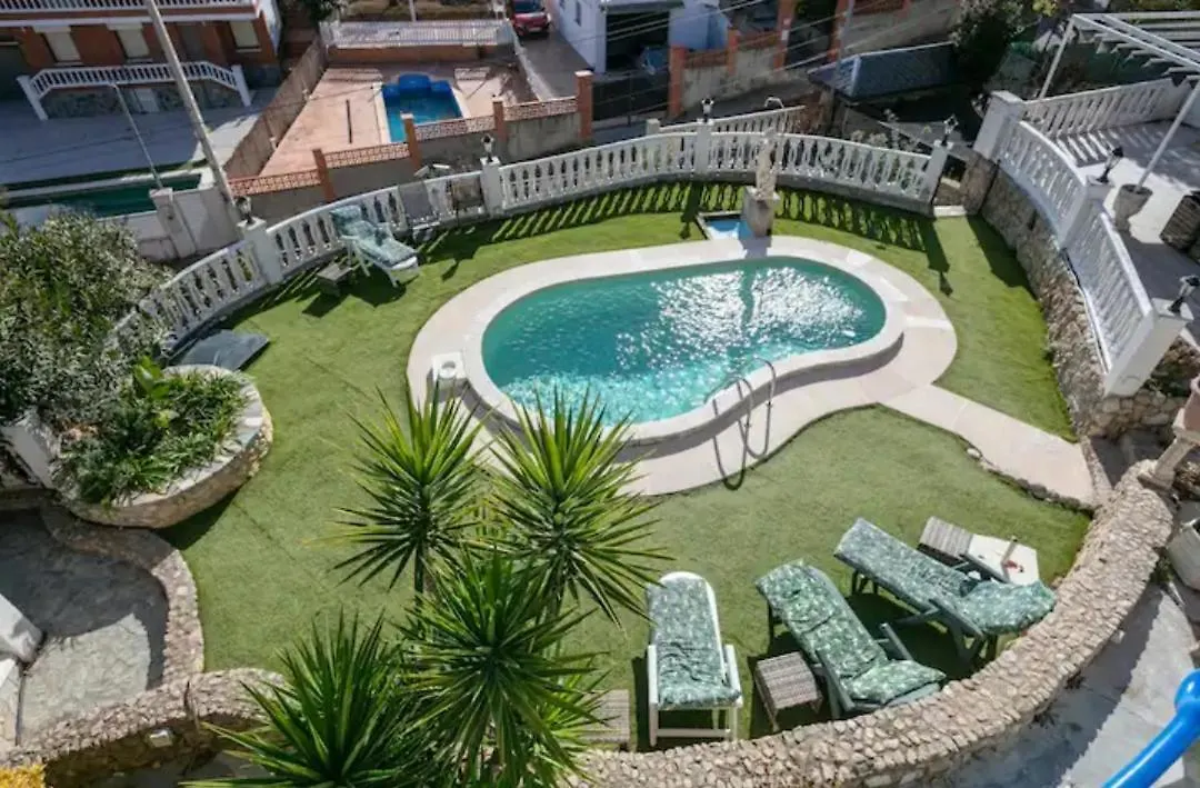 Lgbtq Naturist Guesthouse Sitges Olivella Villa